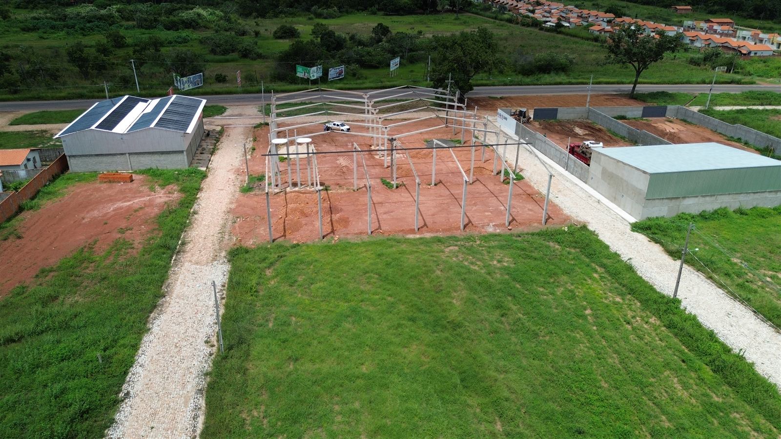 Montagem de pilares pré-moldados